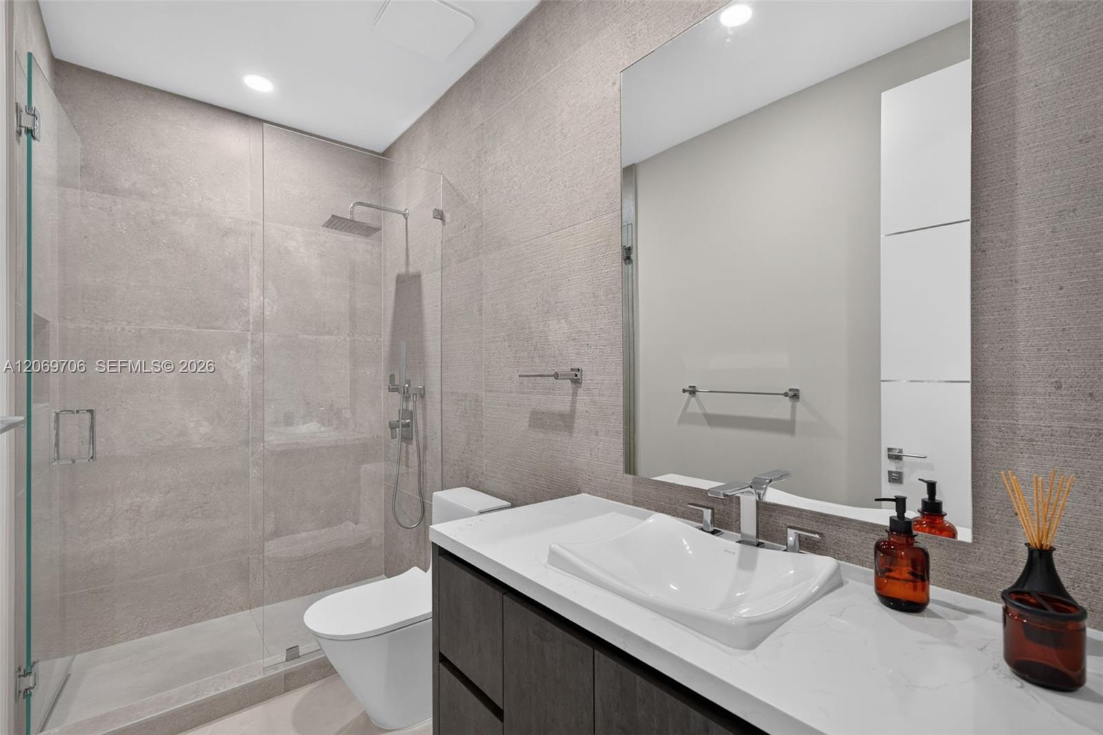 2126 Quail Roost Drive Property Photo 18