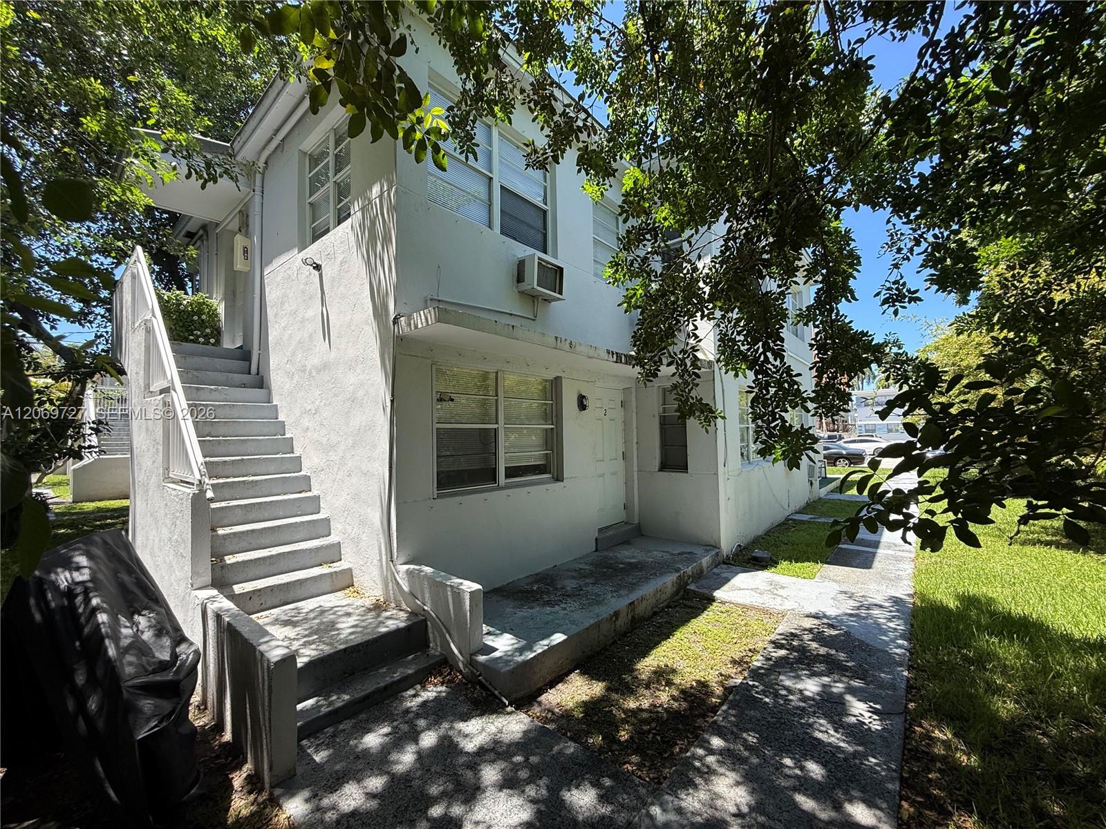 1794 Normandy Drive Property Photo 11
