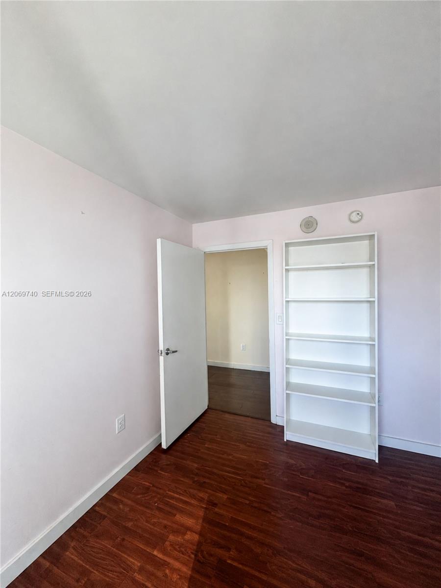 1900 N Bayshore Drive 1618 Property Photo 15
