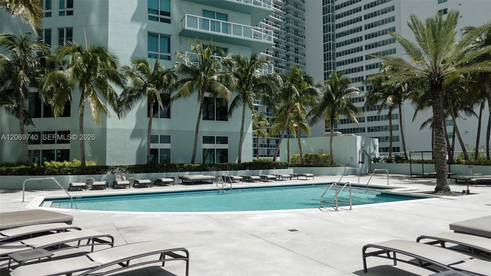1900 N Bayshore Drive 1618 Property Photo 18