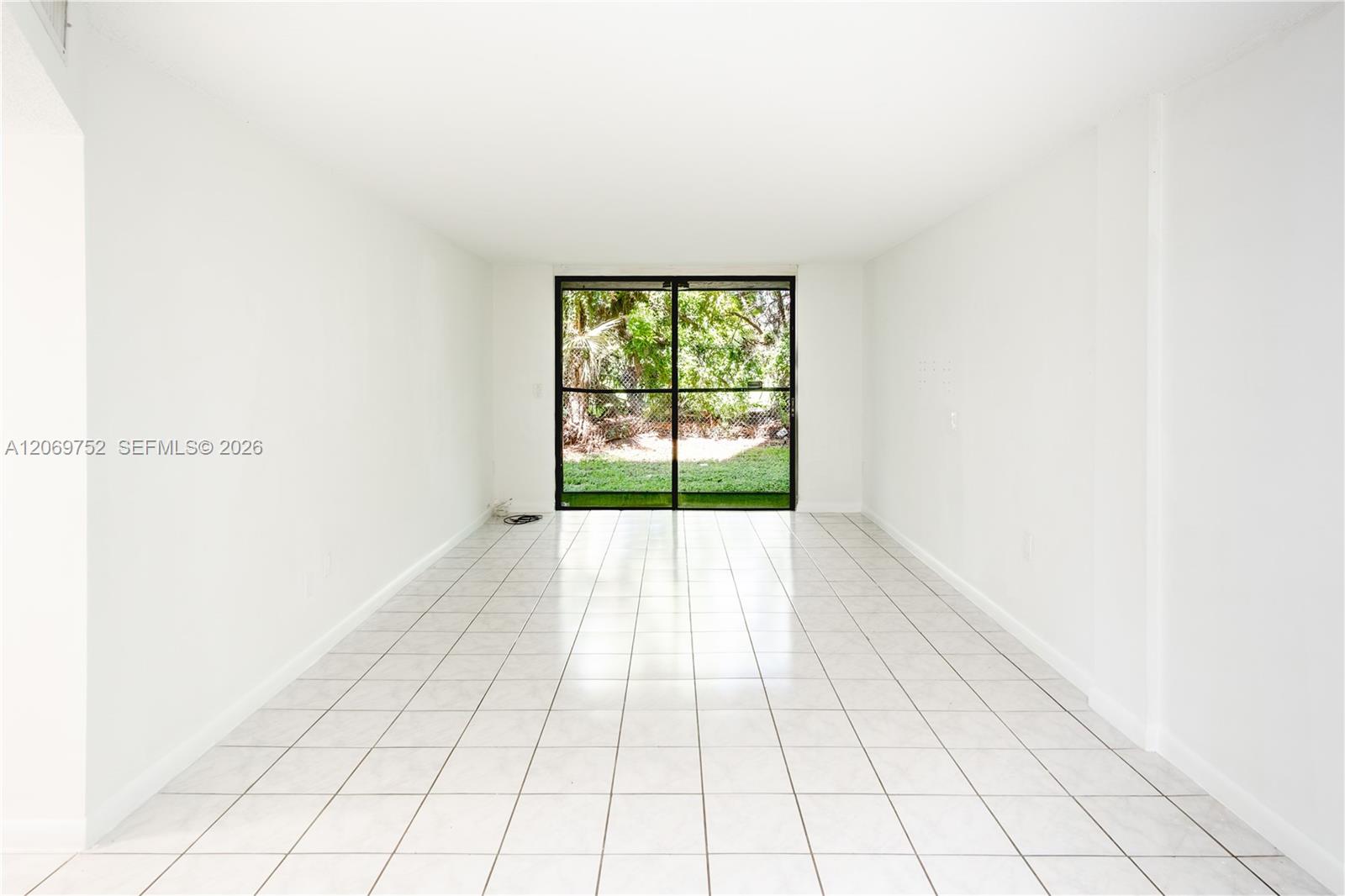 A12069752 Property Photo 7
