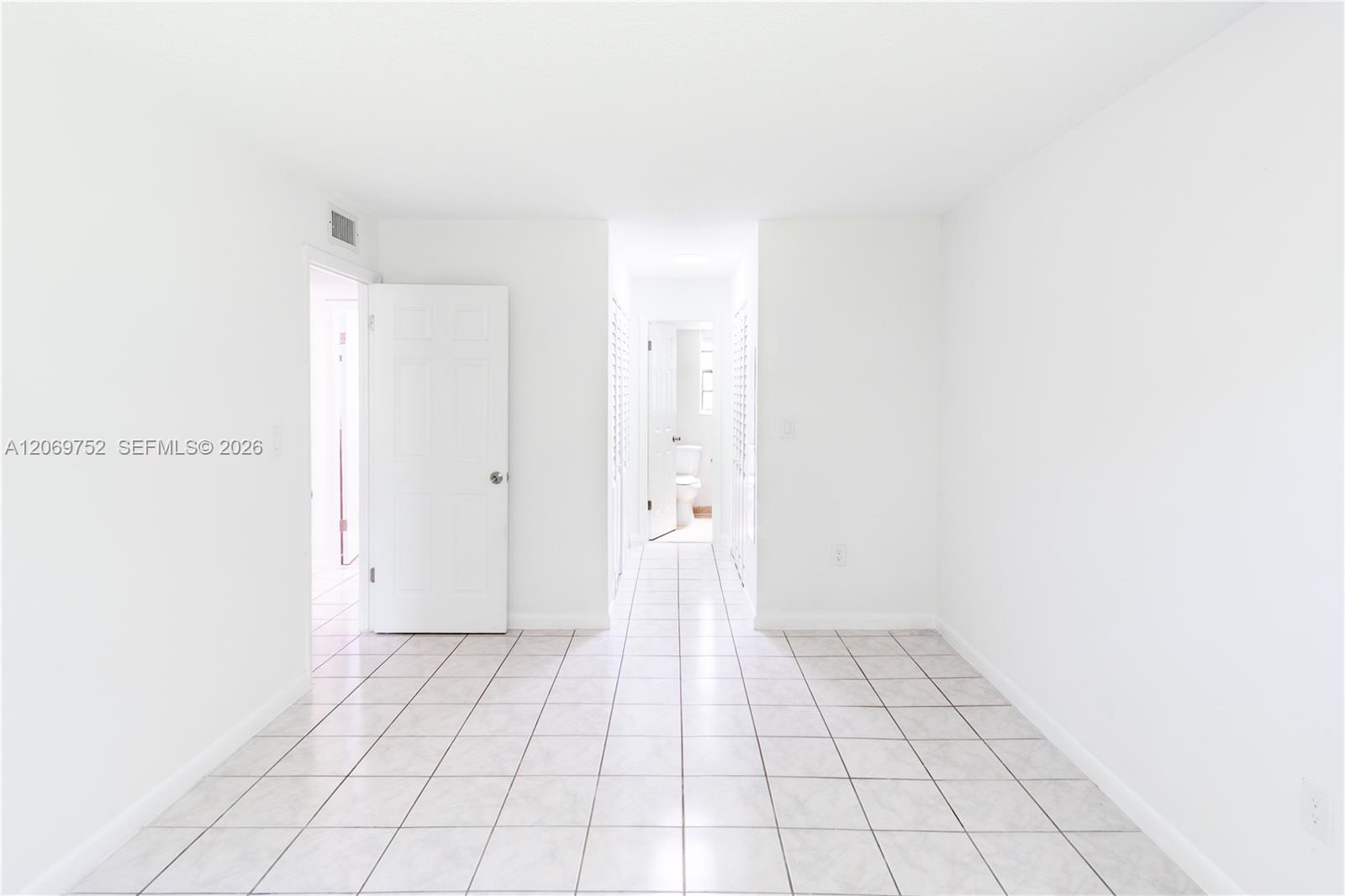 A12069752 Property Photo 13