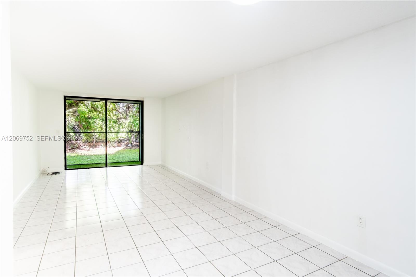 A12069752 Property Photo 20
