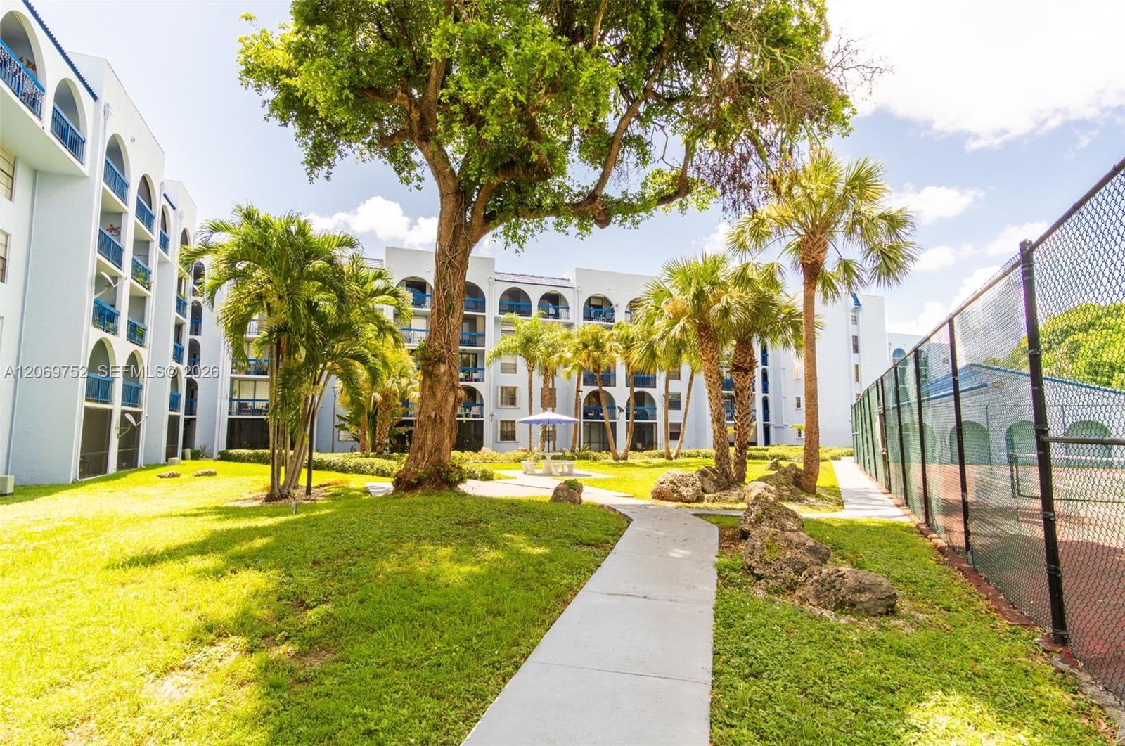 A12069752 Property Photo 23