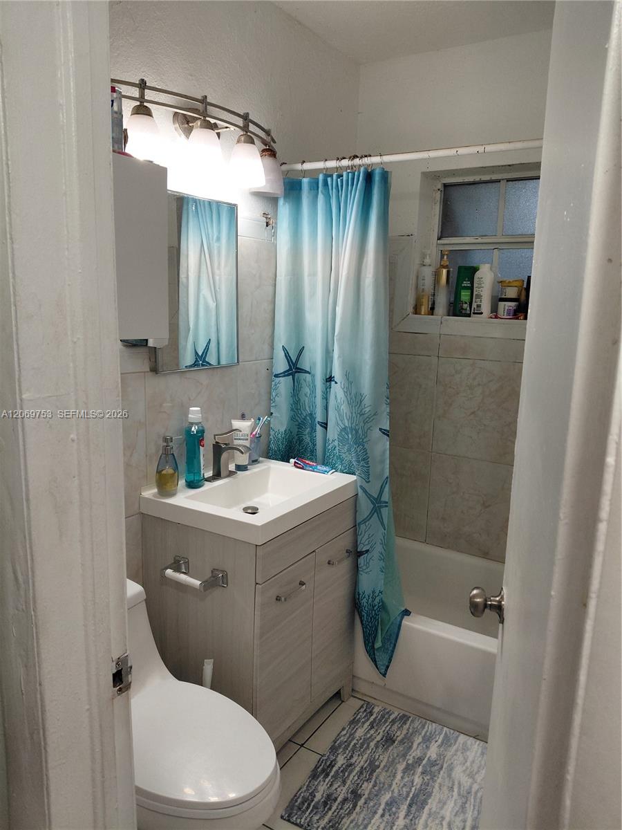 5731 Nw 6th Avenue Property Photo 10