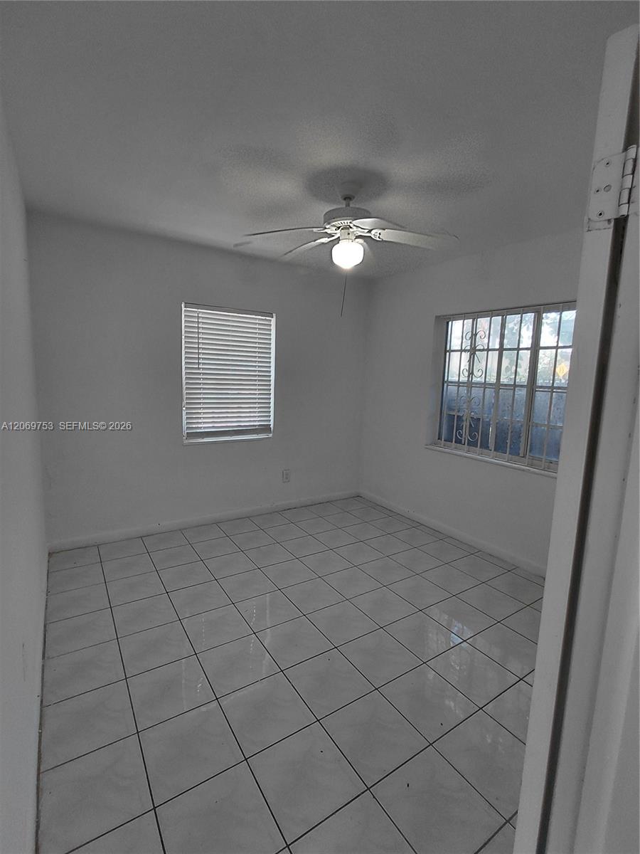 5731 Nw 6th Avenue Property Photo 12