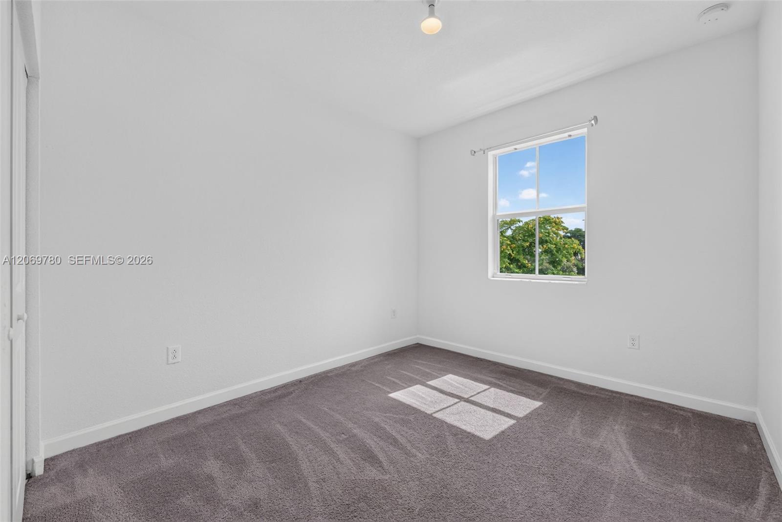 1586 Se 27th Terrace 1586 Property Photo 31