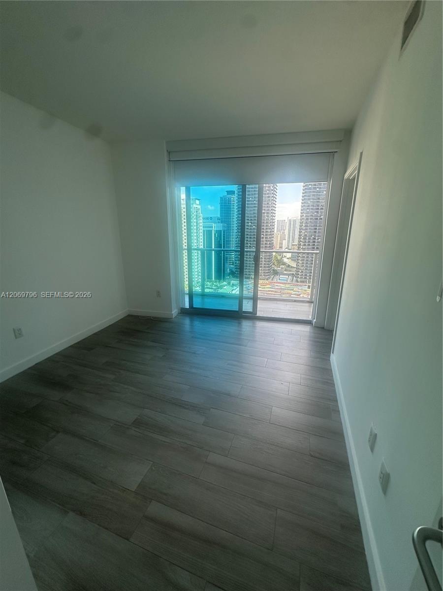 1100 S Miami Avenue 2807 Property Photo 15