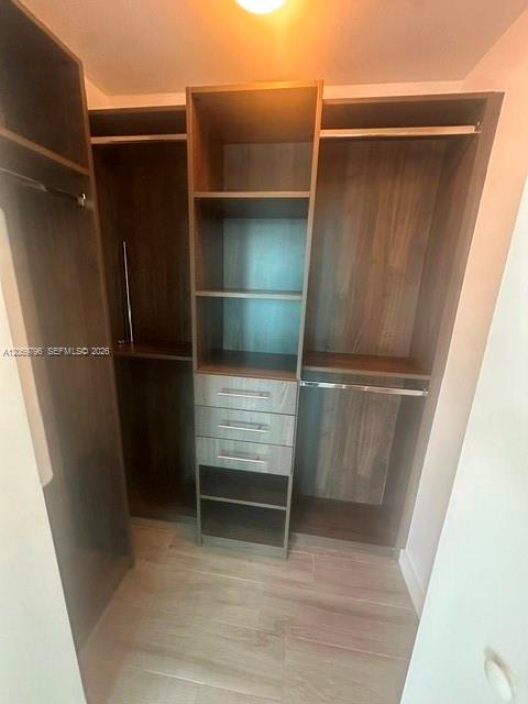 1100 S Miami Avenue 2807 Property Photo 17