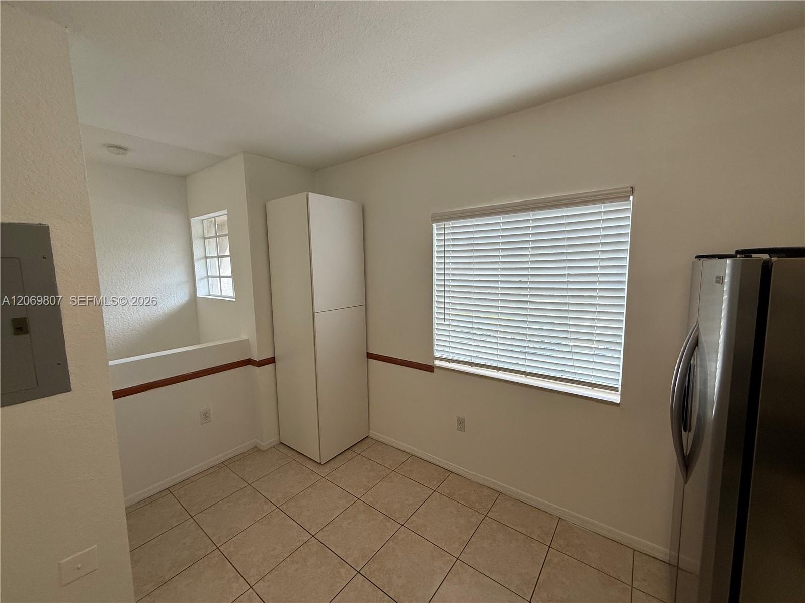 5620 Nw 114th Path 201 Property Photo 4