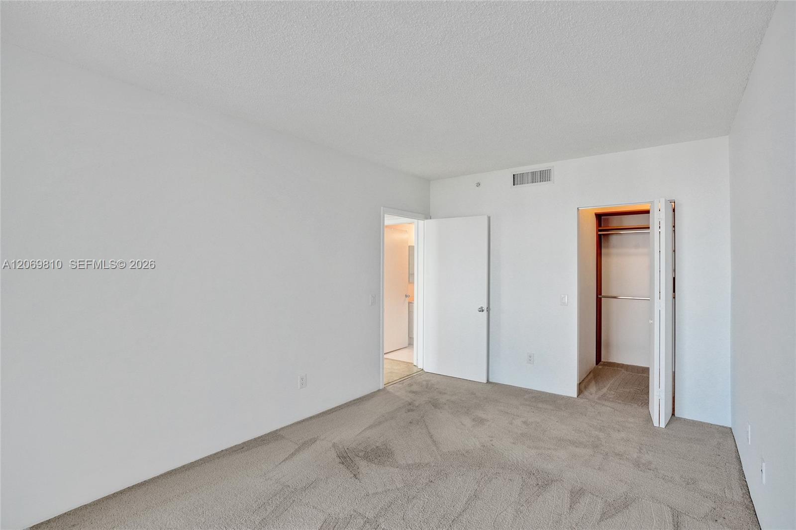 21205 Yacht Club Drive 2310 Property Photo 7