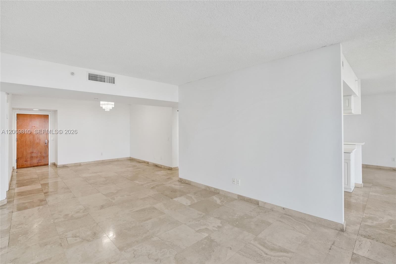 21205 Yacht Club Drive 2310 Property Photo 20