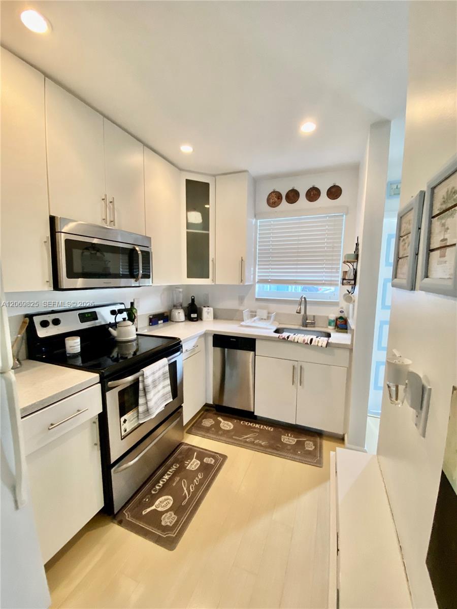 798 Crandon Boulevard 44-b Property Photo 2