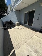 798 Crandon Boulevard 44-b Property Photo 8