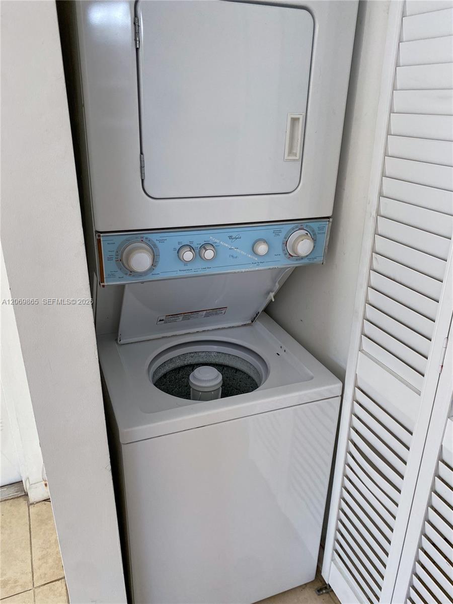 7130 Rue Versailles 10 Property Photo 6