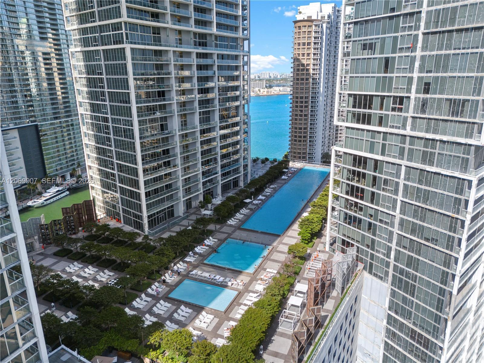 465 Brickell Avenue 4106 Property Photo 16