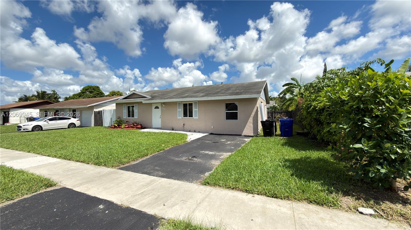 8151 Sw 7th Street Property Photo 3