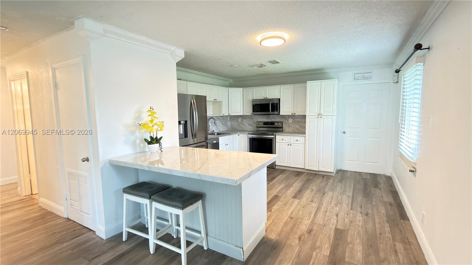 8151 Sw 7th Street Property Photo 6