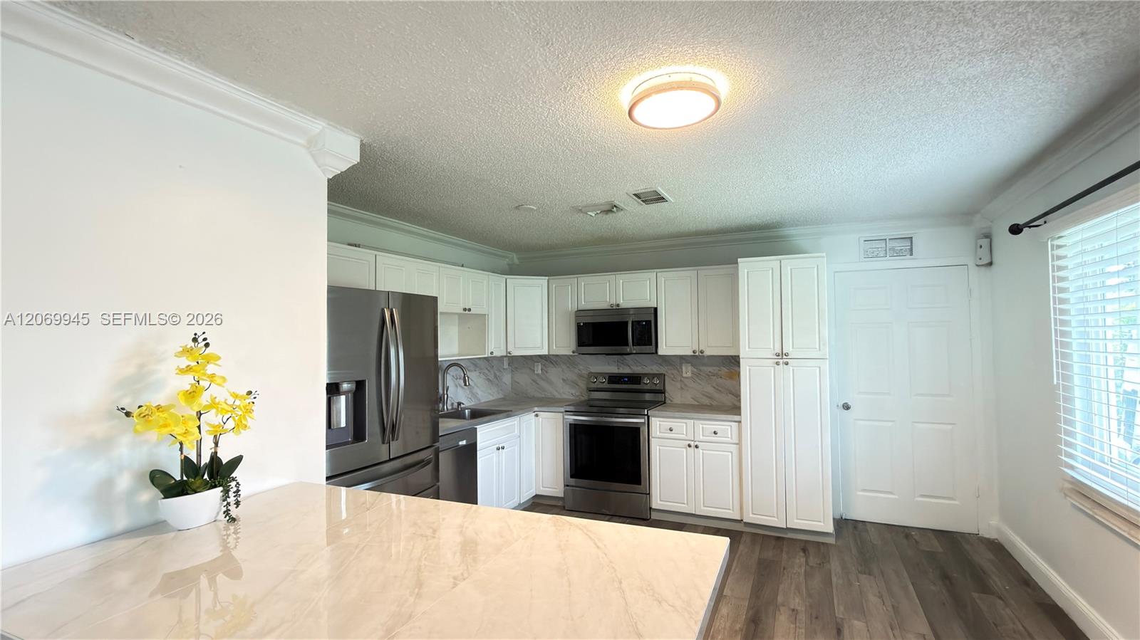 8151 Sw 7th Street Property Photo 7