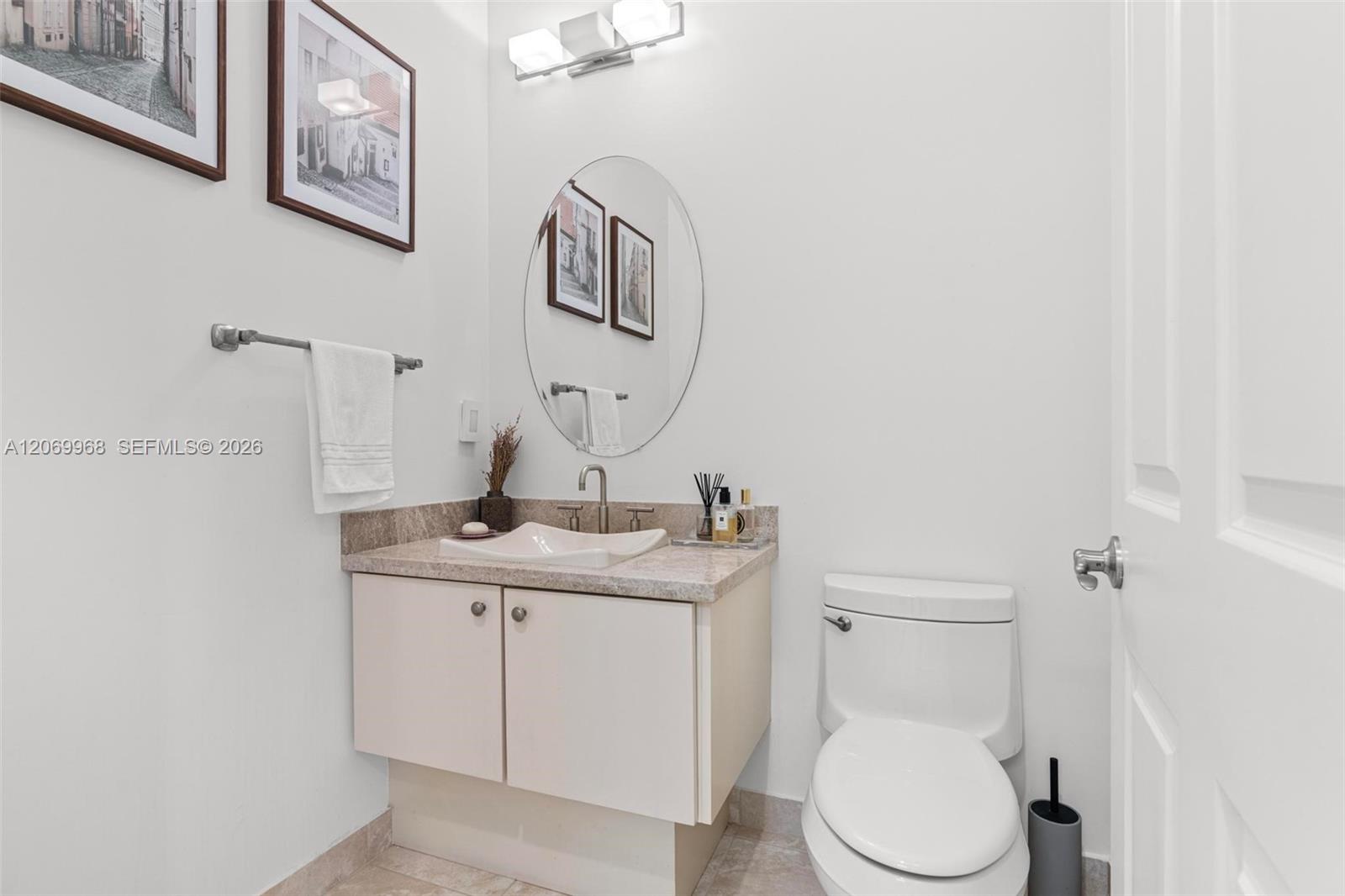10185 Cameilla Street Property Photo 20