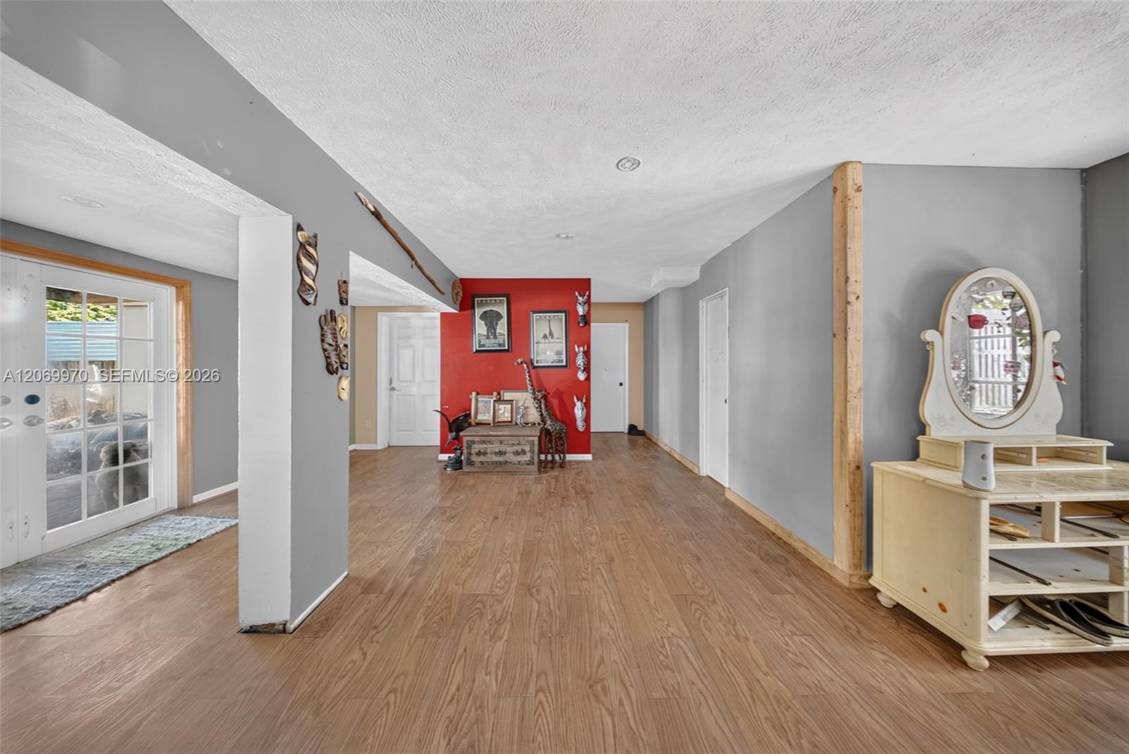 A12069970 Property Photo 13