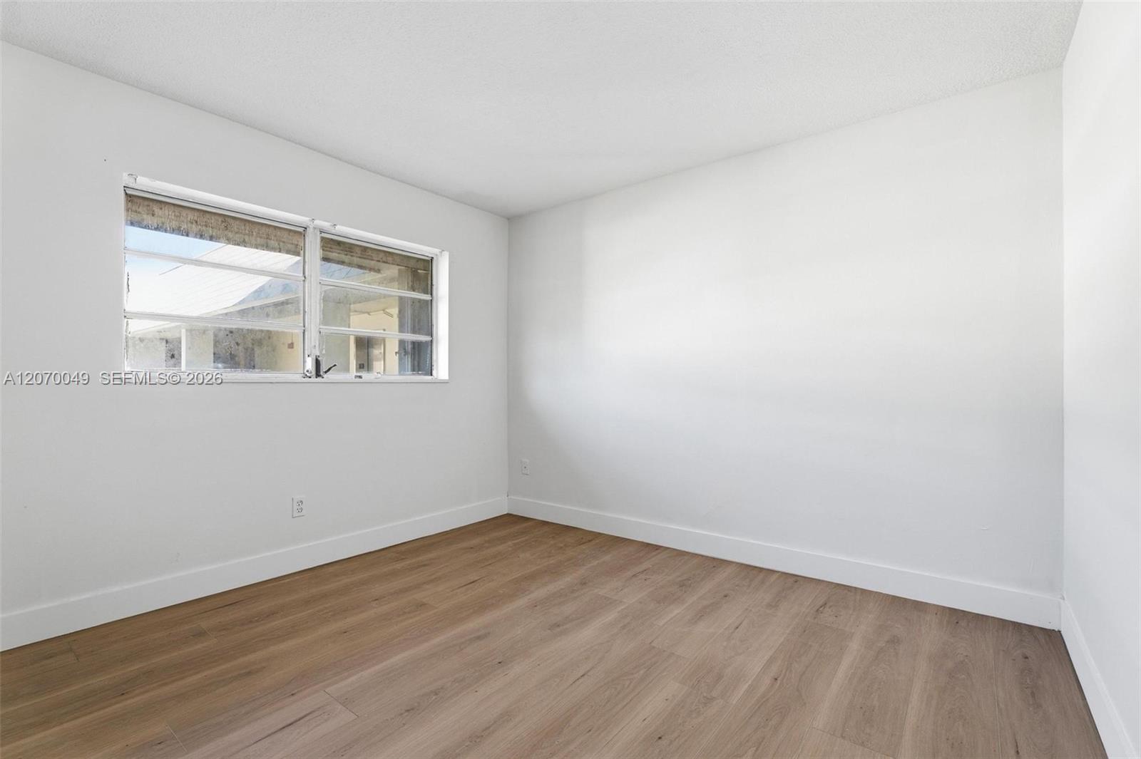 15205 Ne 6th Avenue D305 Property Photo 8