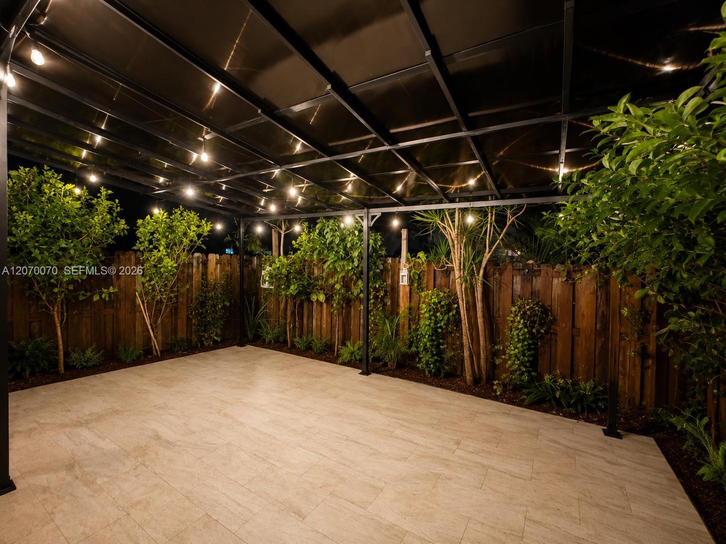 A12070070 Property Photo 19