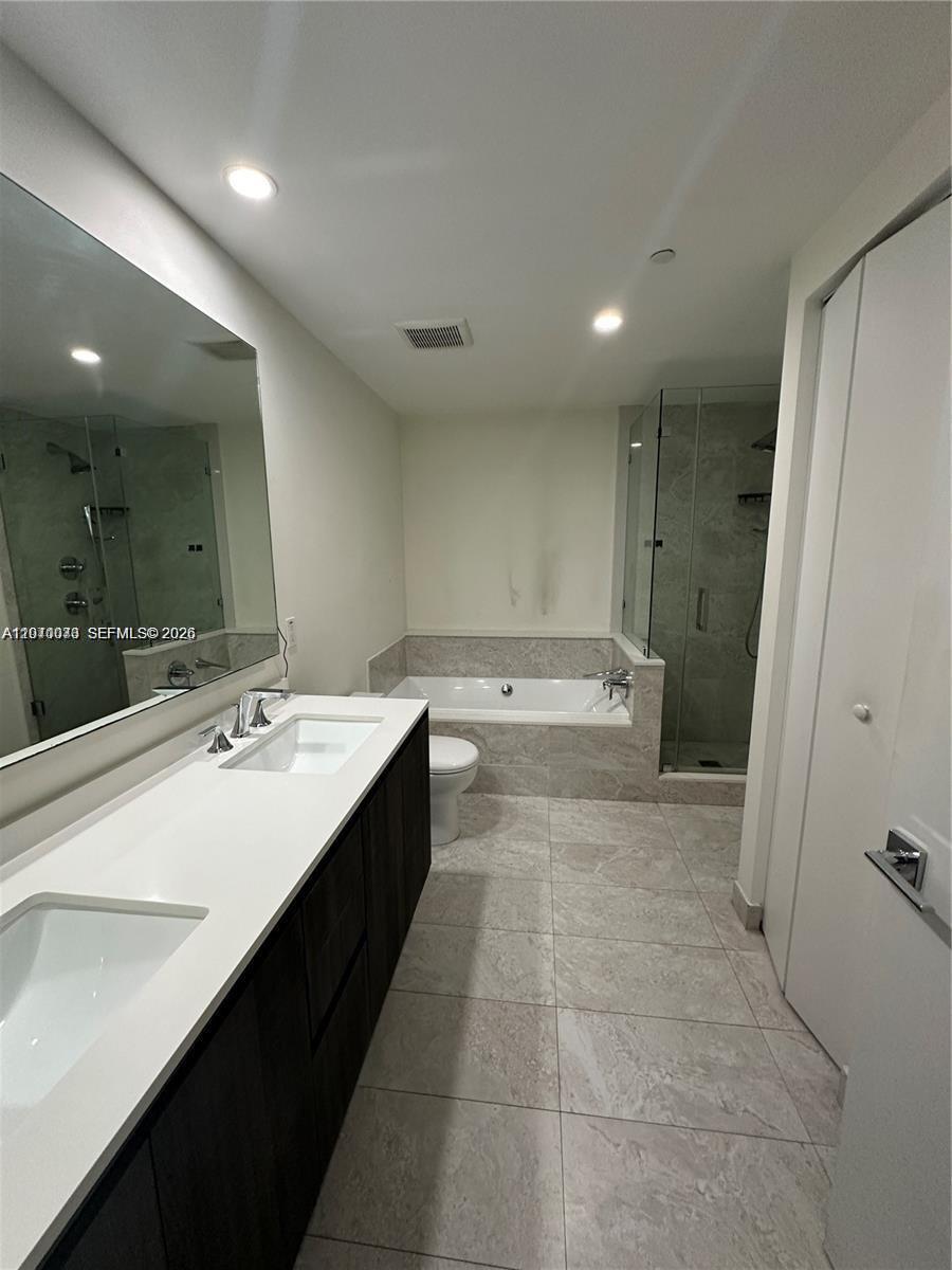488 Ne 18th Street 4408 Property Photo 11