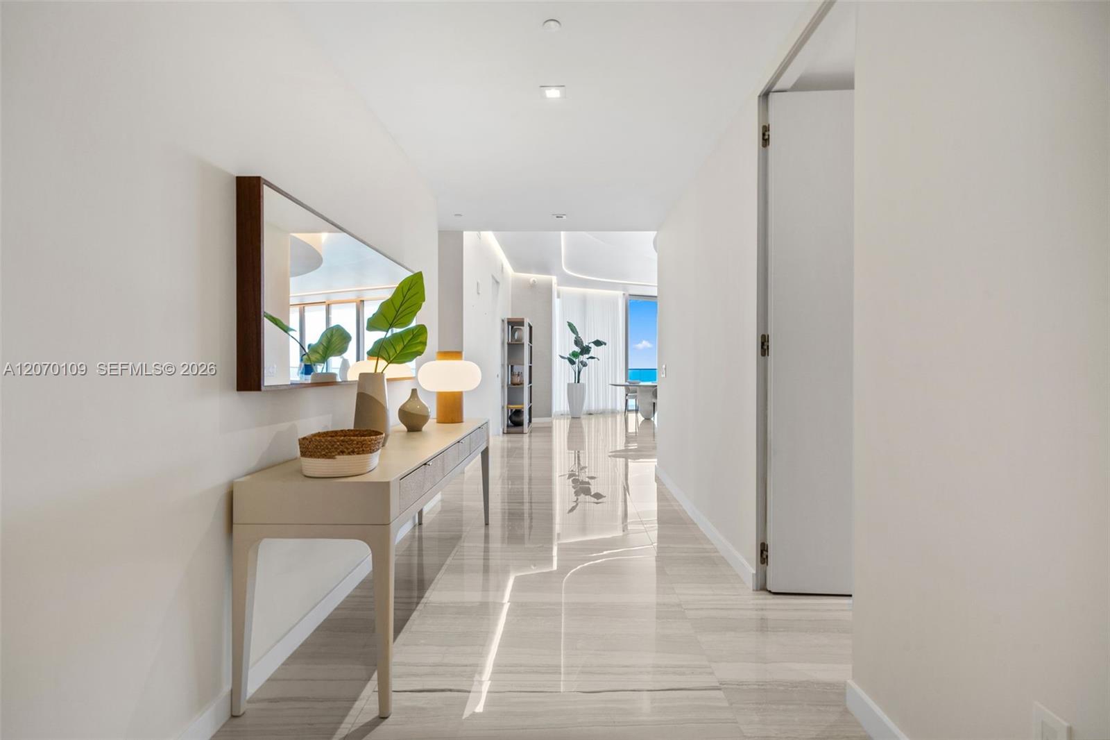 18975 Collins Avenue 600 Property Photo 19