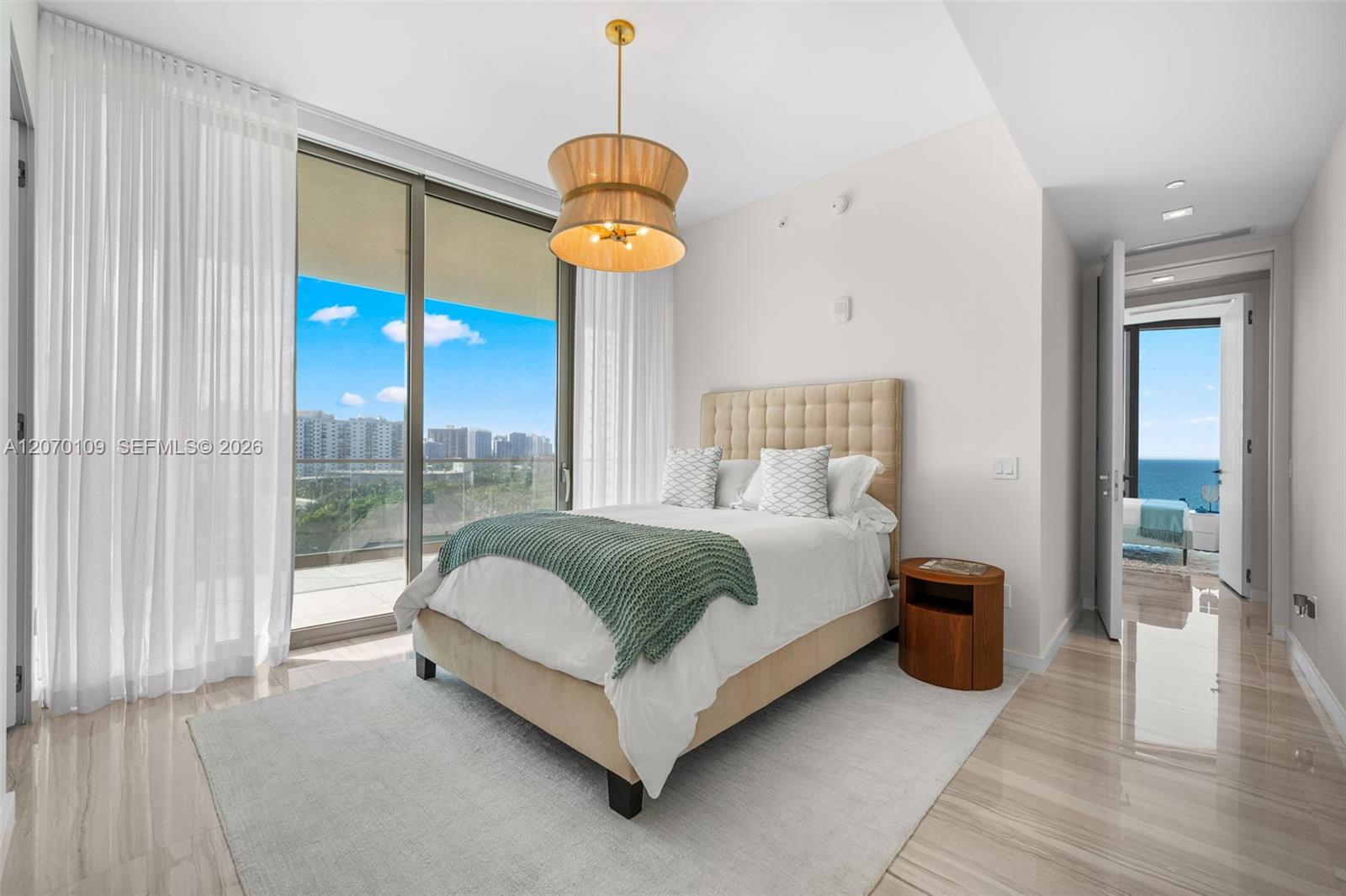 18975 Collins Avenue 600 Property Photo 22