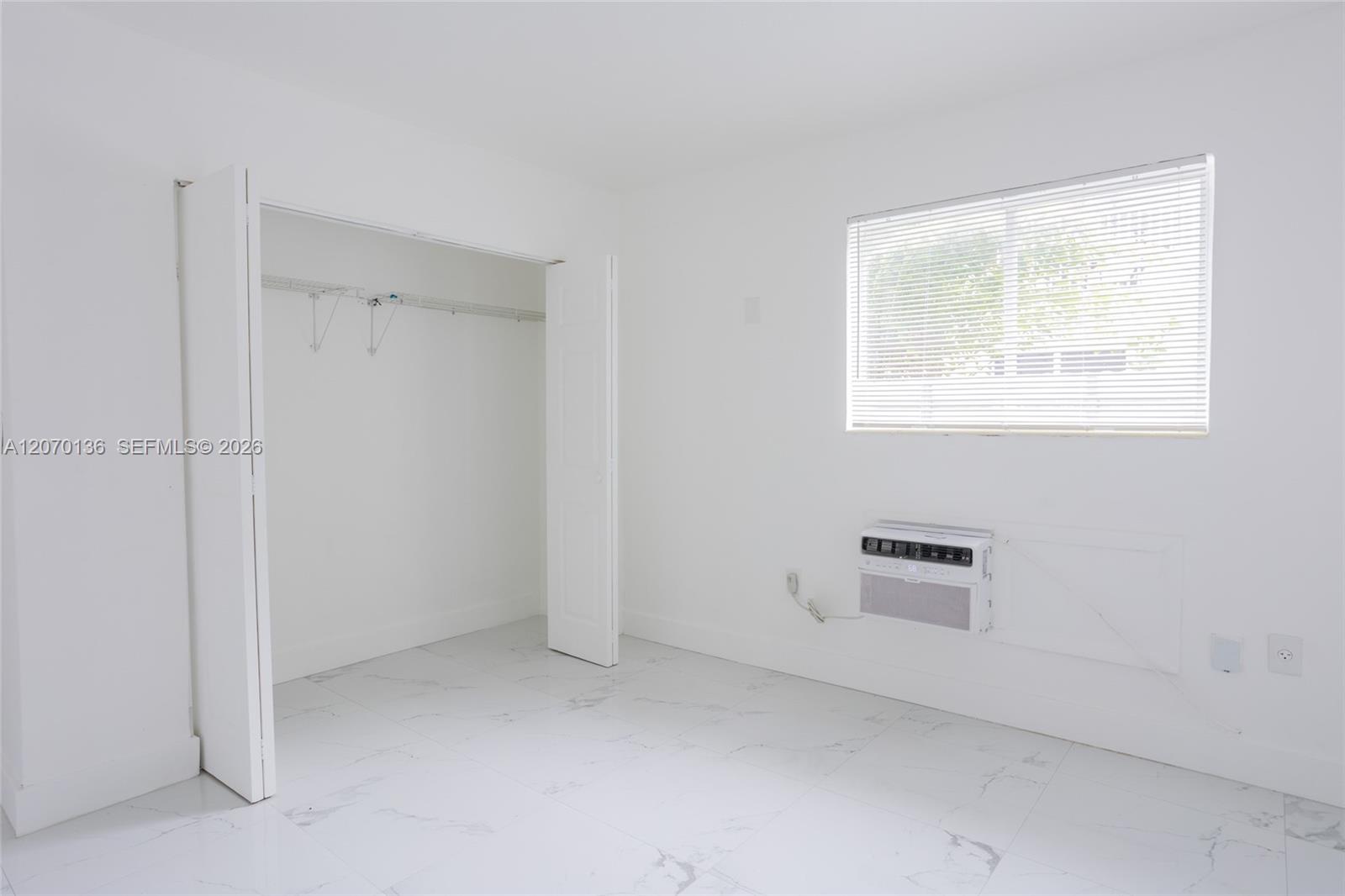 979 Sw 10th Street 2 Property Photo 7