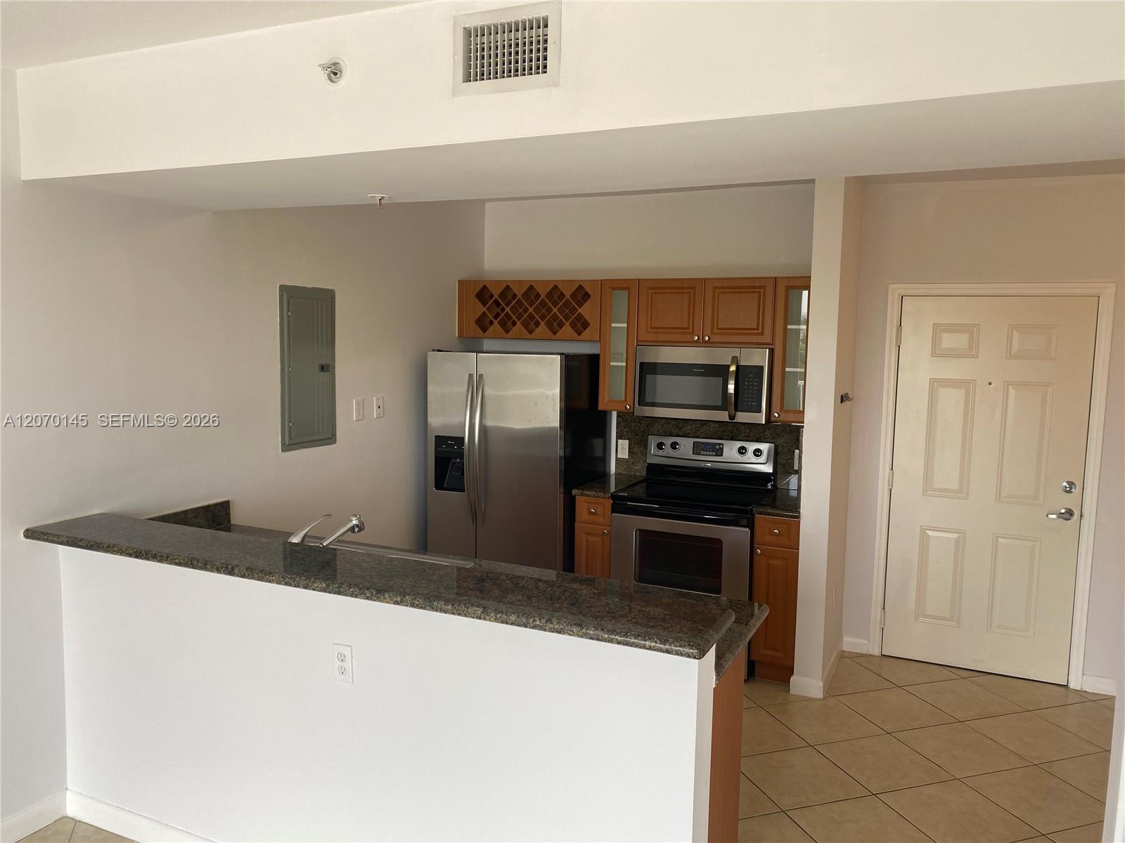 1 Glen Royal Parkway 1113 Property Photo 6