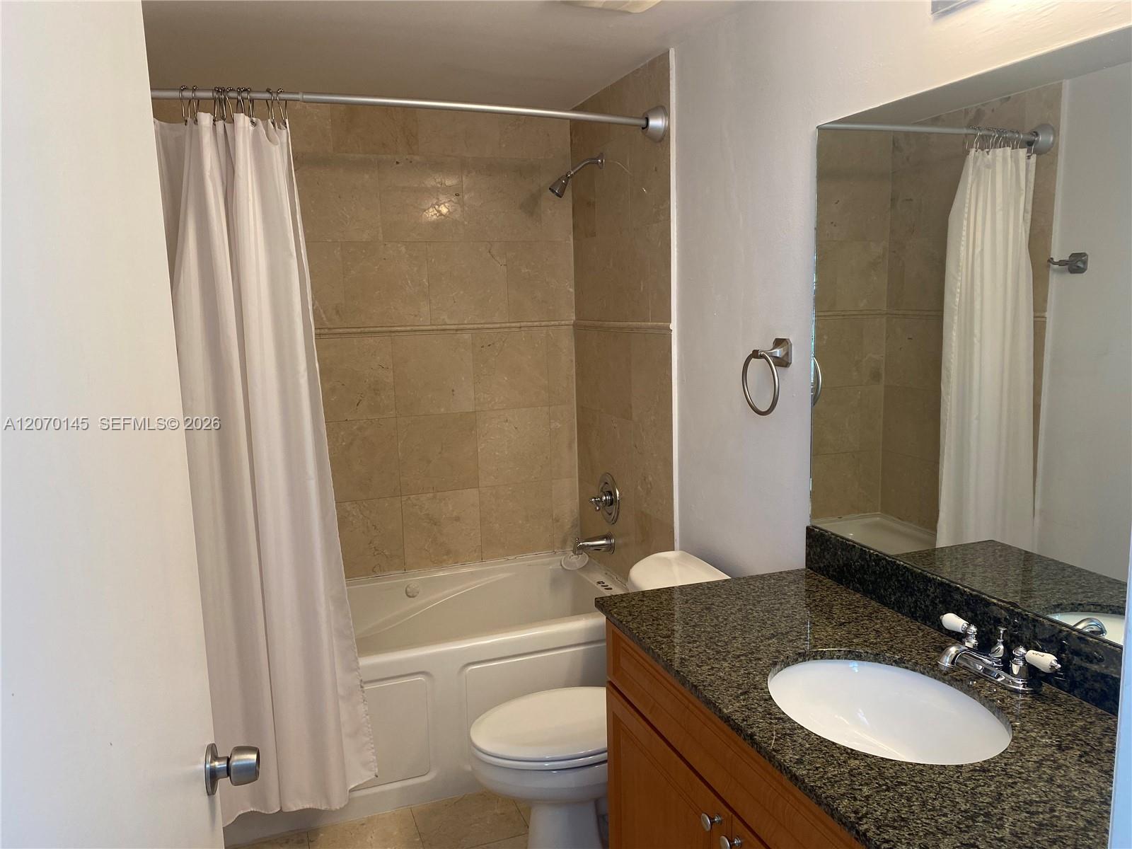 1 Glen Royal Parkway 1113 Property Photo 9