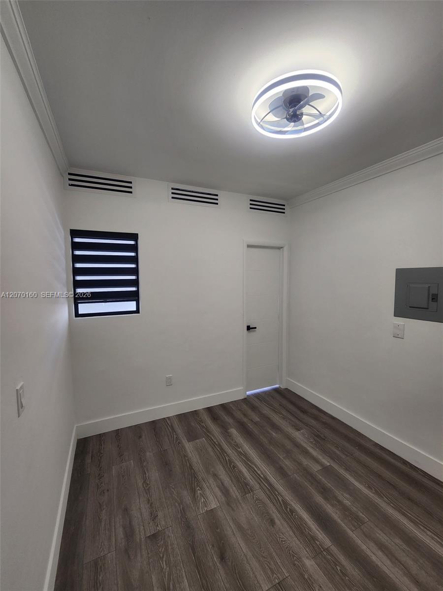 2101 Normandy Drive 202 Property Photo 22
