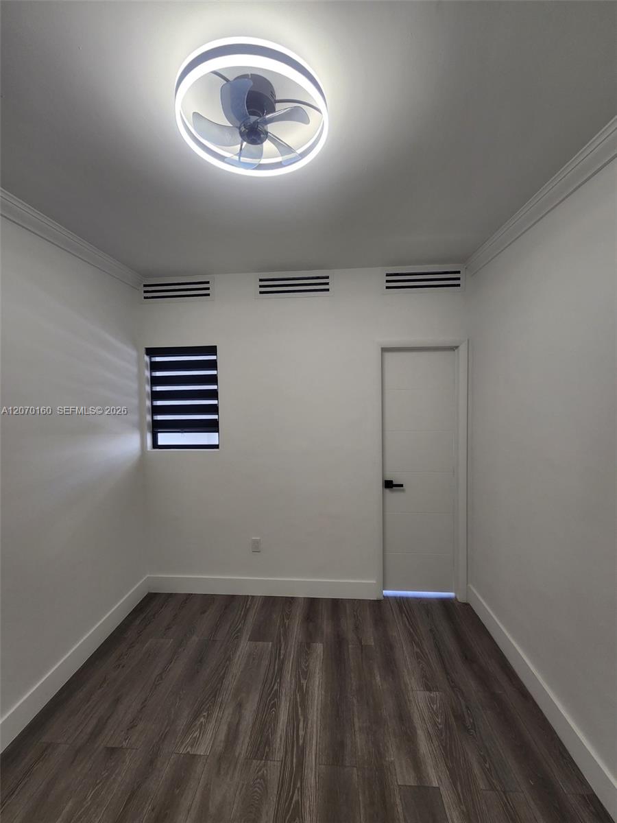 2101 Normandy Drive 202 Property Photo 23