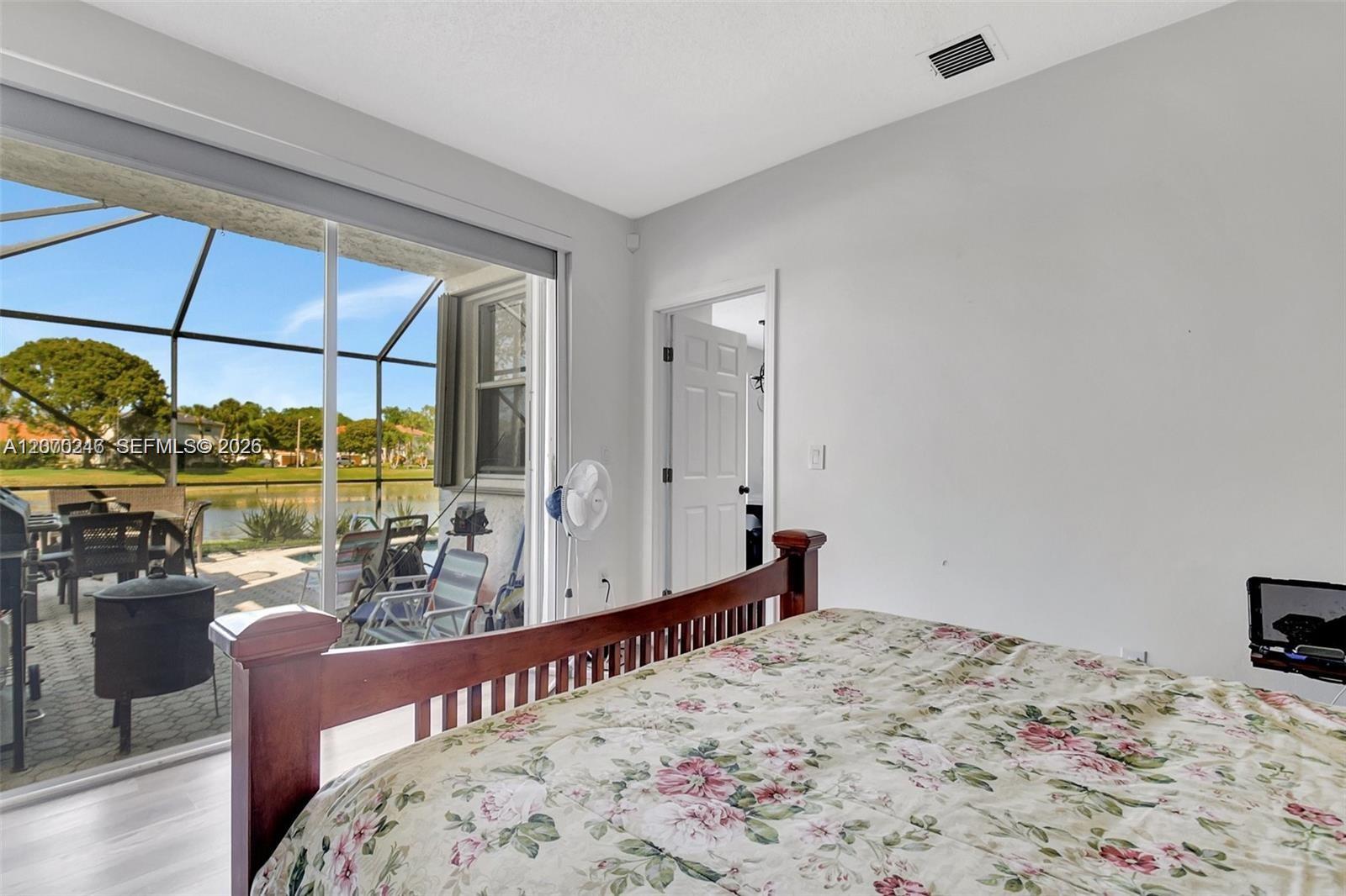 7647 Rockport Circle Property Photo 14