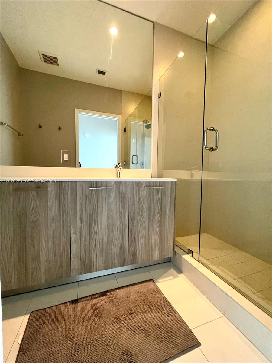 501 Ne 31st Street Ph4403 Property Photo 11