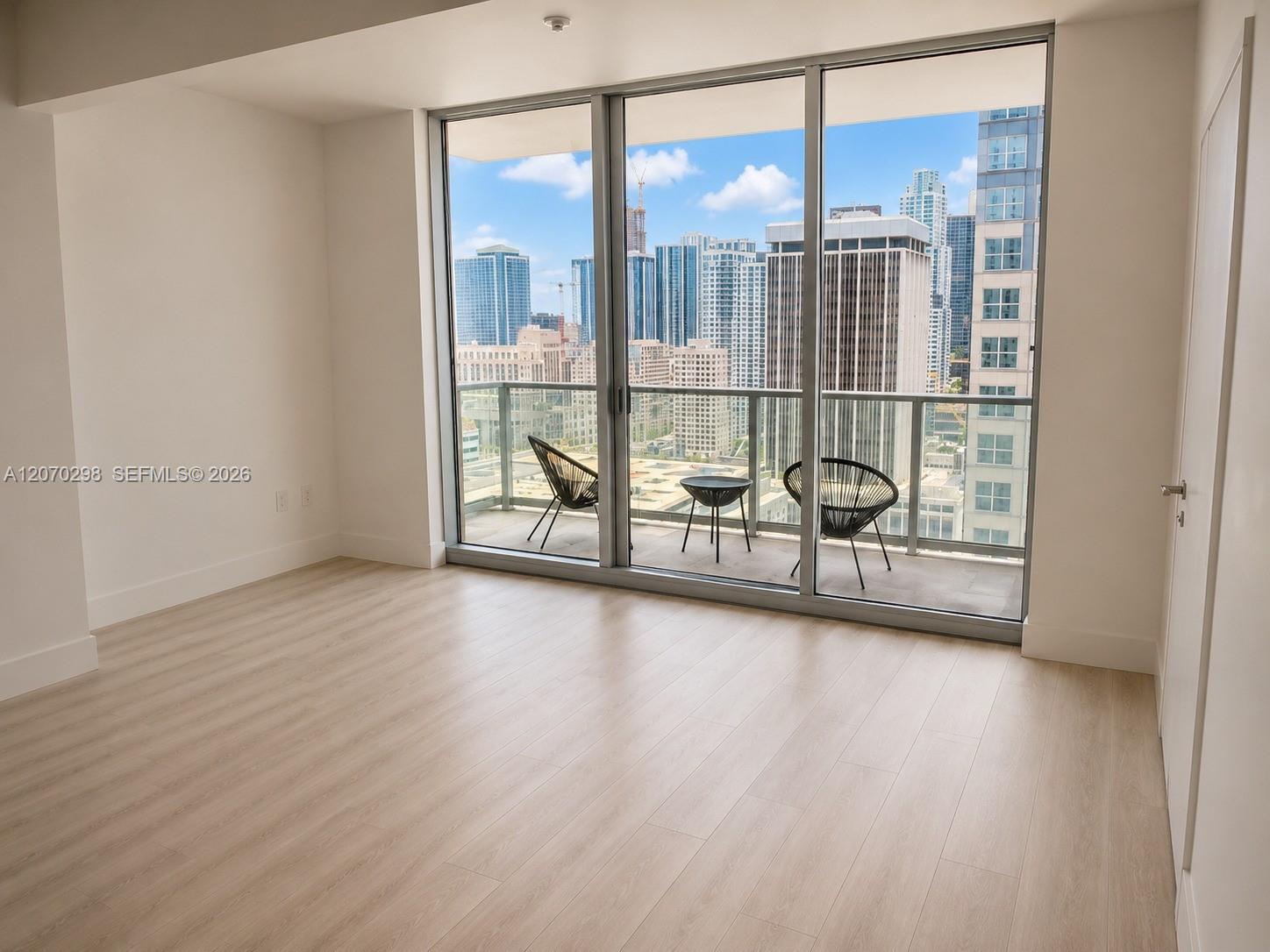 300 S Biscayne Boulevard 2503 Property Photo 4