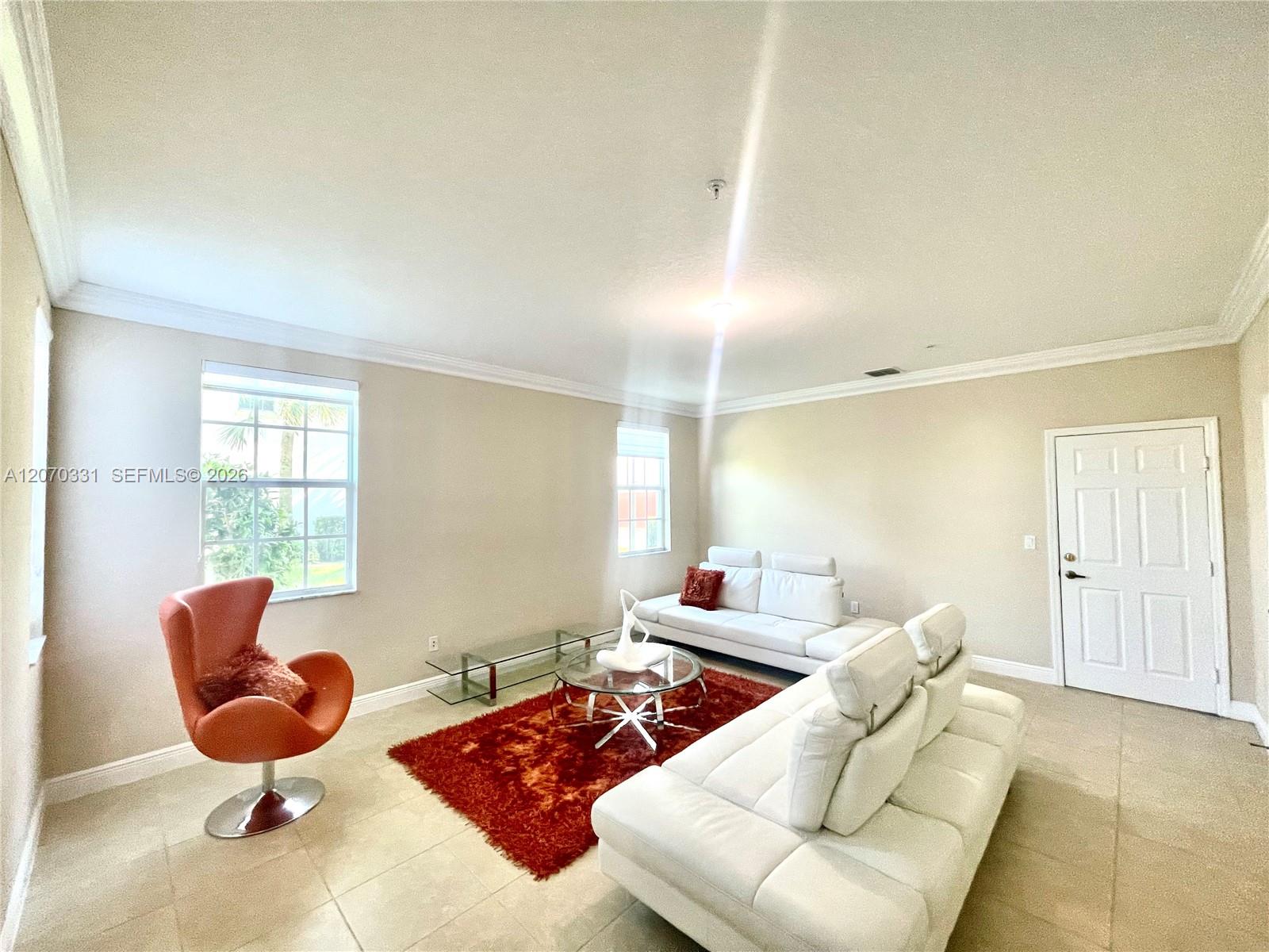 A12070331 Property Photo 4