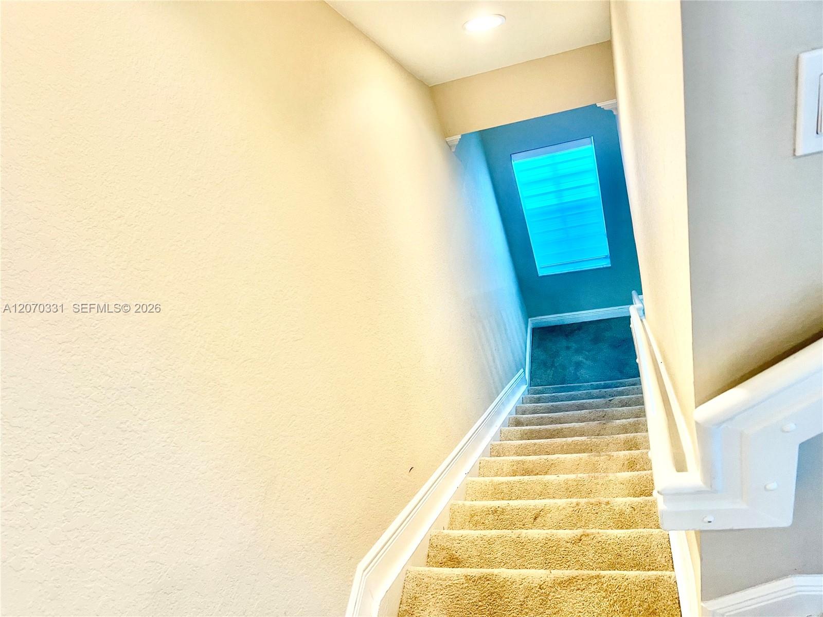 A12070331 Property Photo 12