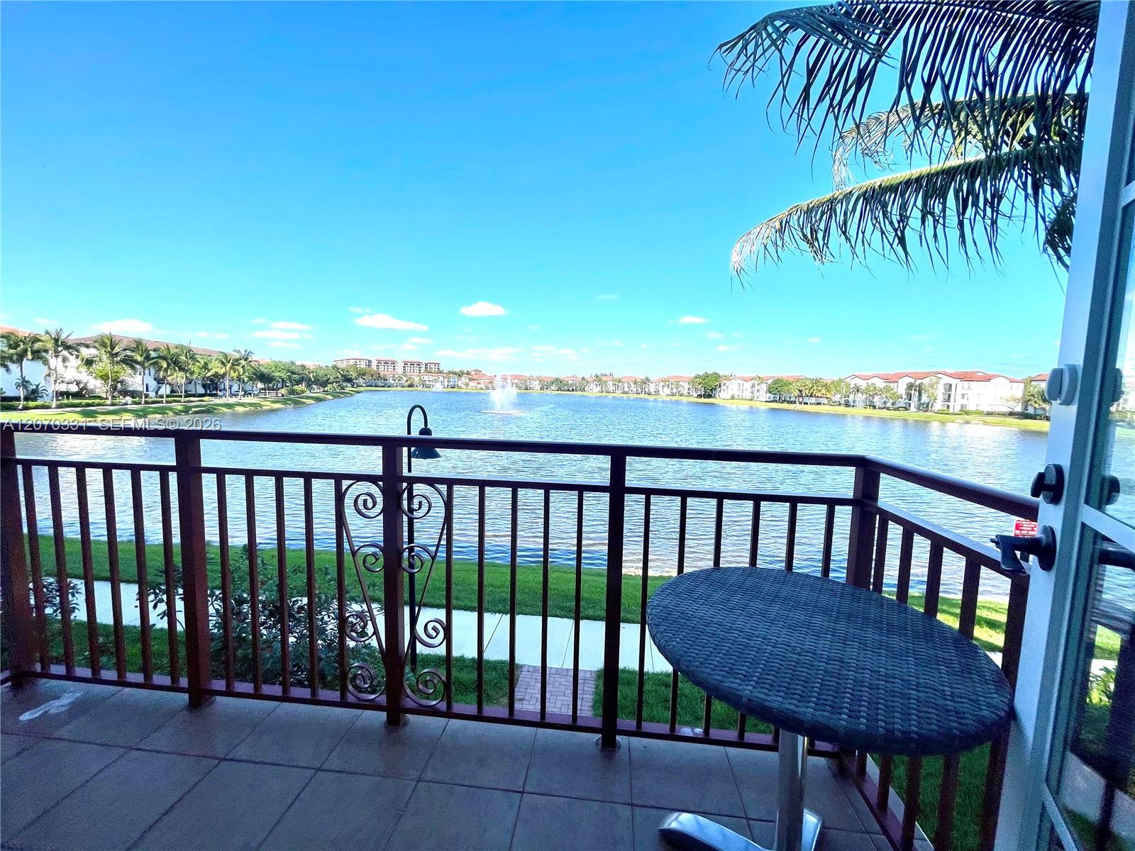 A12070331 Property Photo 14