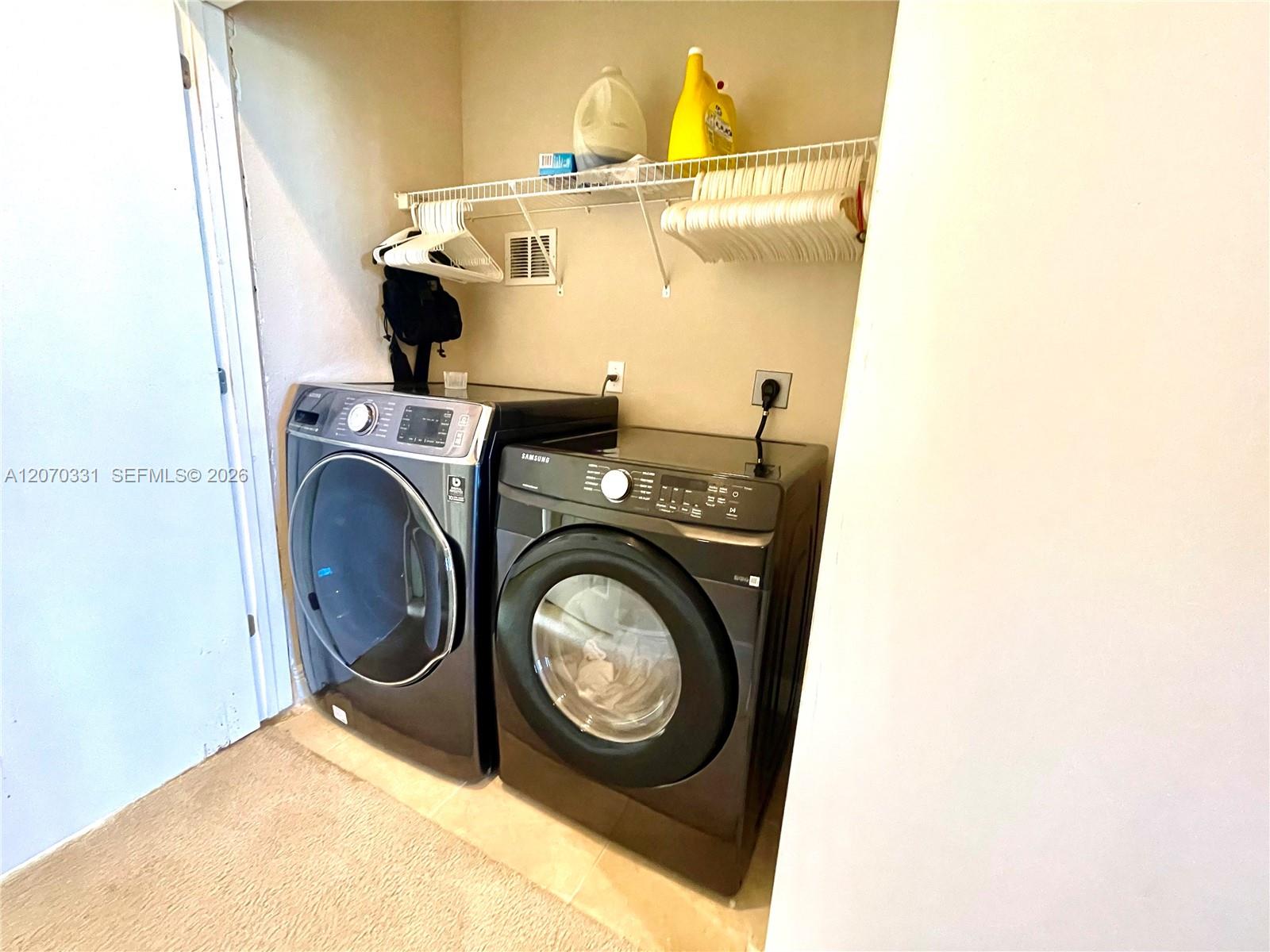 A12070331 Property Photo 29