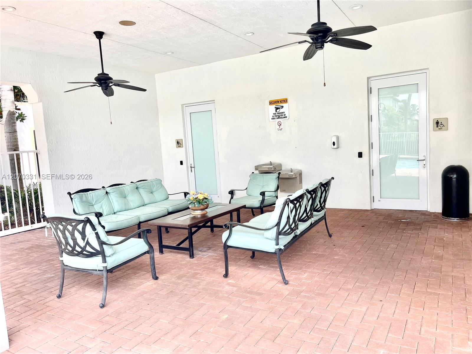 A12070331 Property Photo 38