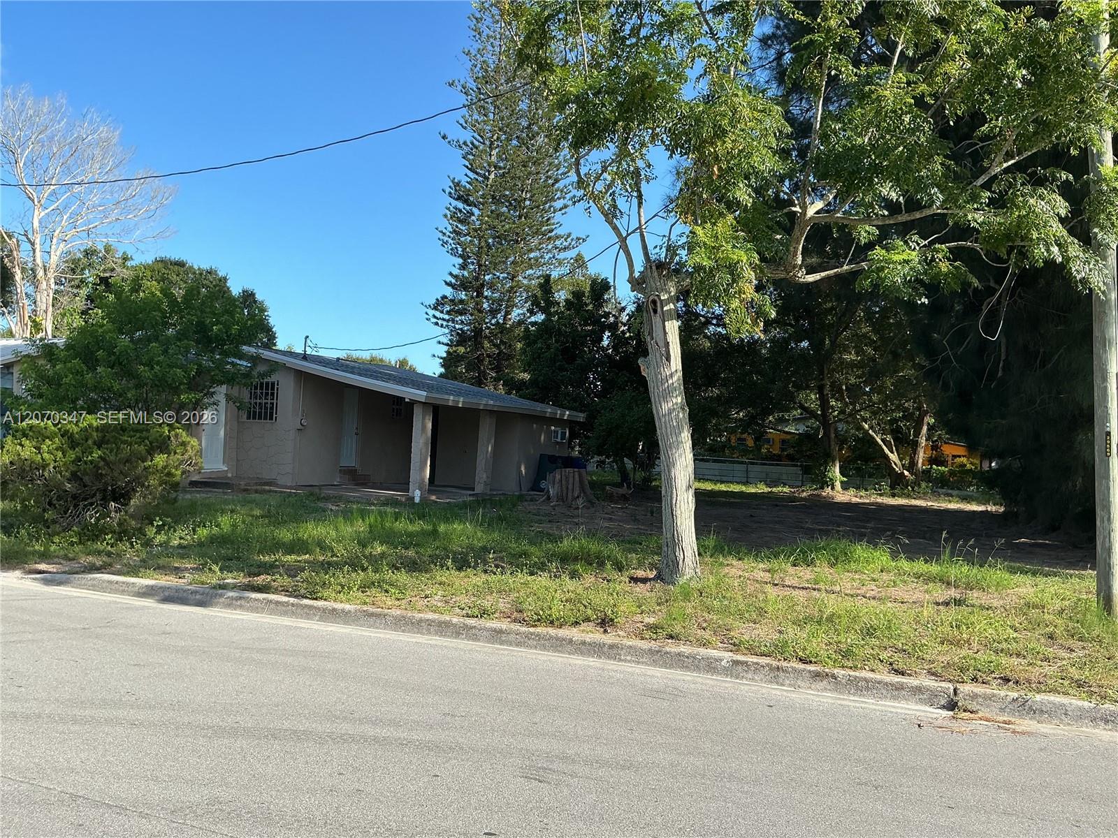 2605 Avenue F Property Photo 1