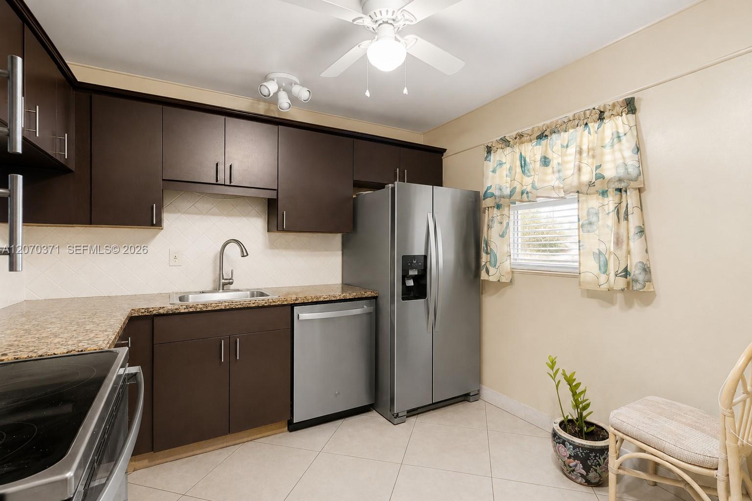 3170 Holiday Springs Boulevard 6-105 Property Photo 2