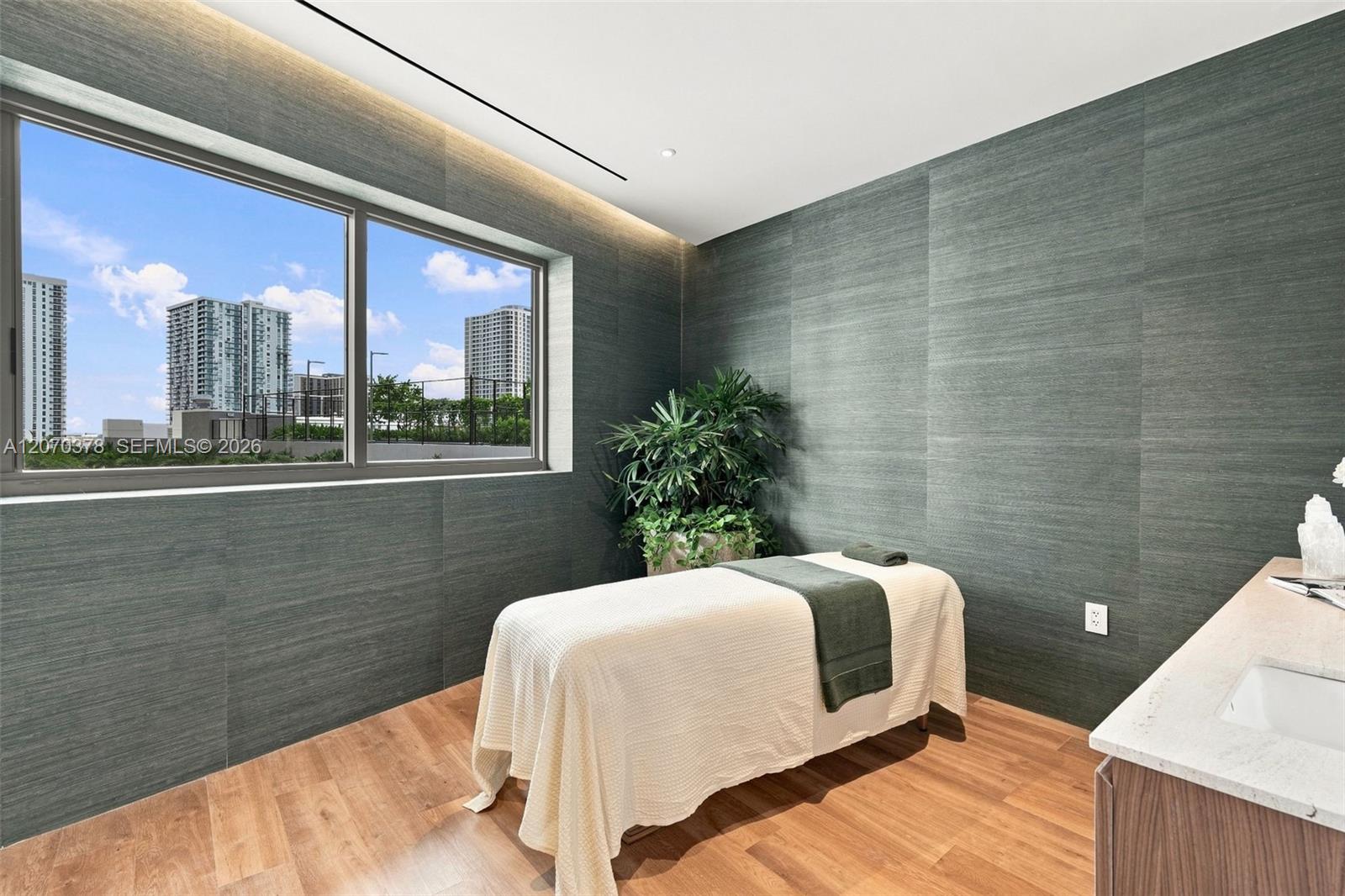 1400 Biscayne Boulevard 1605 Property Photo 36