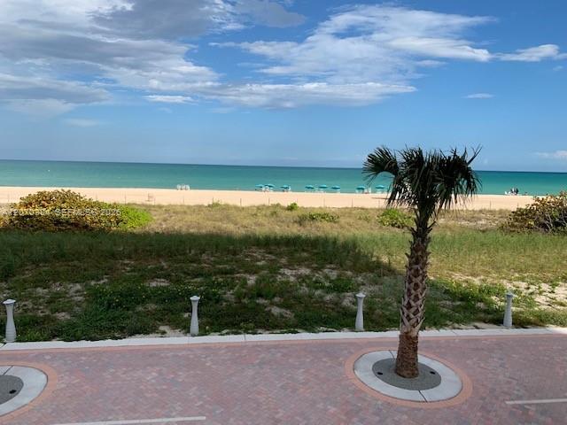 5701 Collins Avenue 311 Property Photo 14