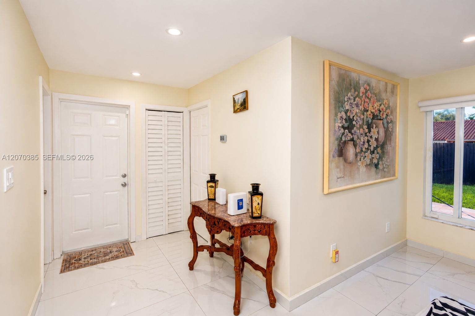 12231 Sw 1st Street Property Photo 9