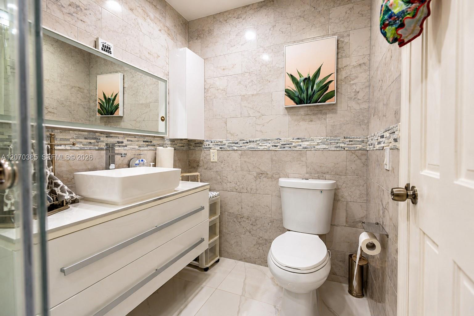 12231 Sw 1st Street Property Photo 10