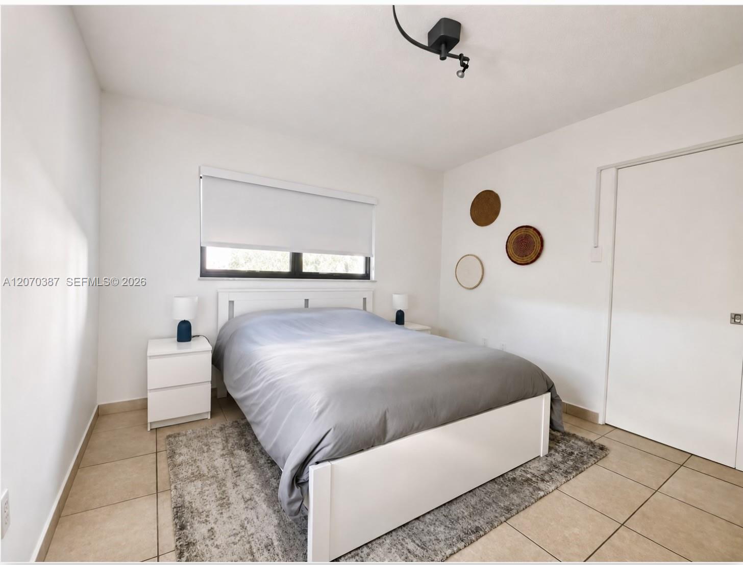 1250 Lincoln Road 401 Property Photo 6